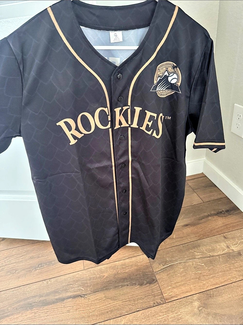 Majestic Colorado Rockies Sorrencall jersey Black & Gold Size small NWT
